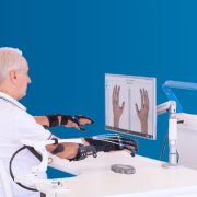 Platformă robotică interactivă pentru reeducare neuromotorie